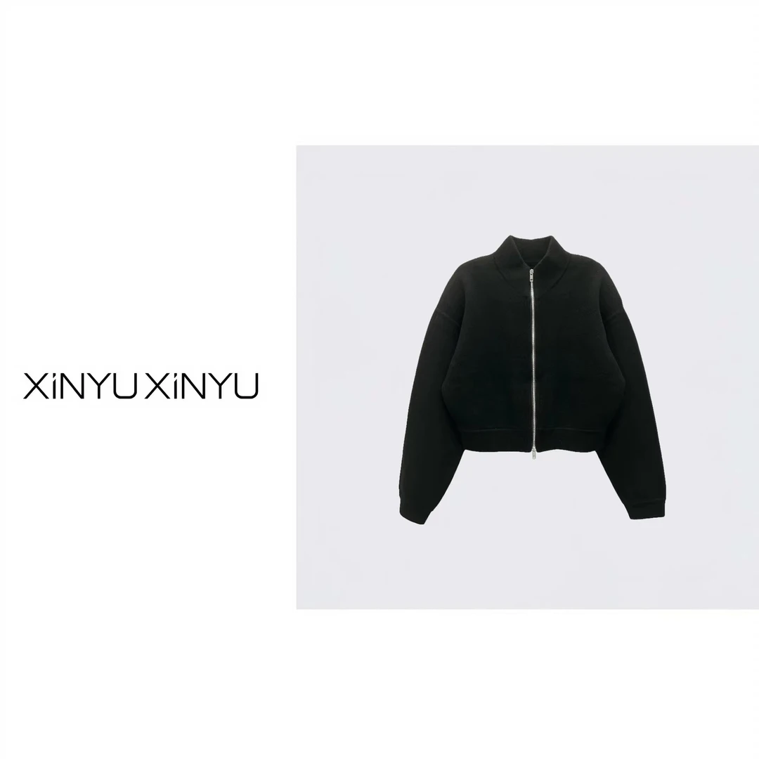 XINYU/芯与『黑/白天鹅』100绵羊毛小中领落肩袖拉链外套 34893