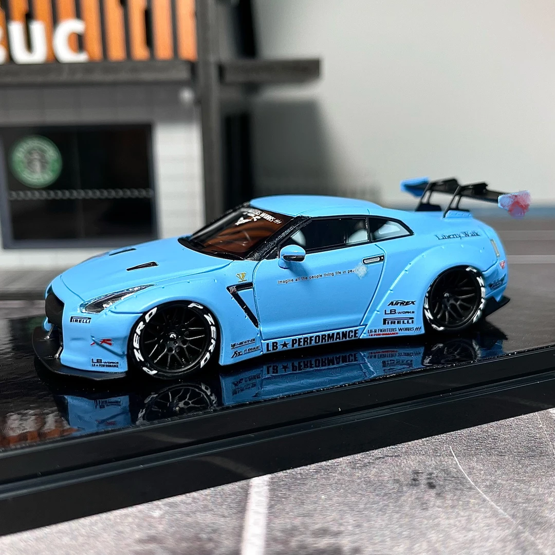 404 Error 1:64 尼桑R35 哑光蓝色 树脂汽车模型