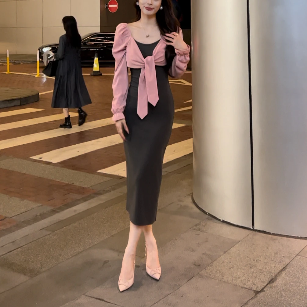 秋季小众绒感拼接设计师款连衣裙气质方领时尚长裙甜美优雅裙子女