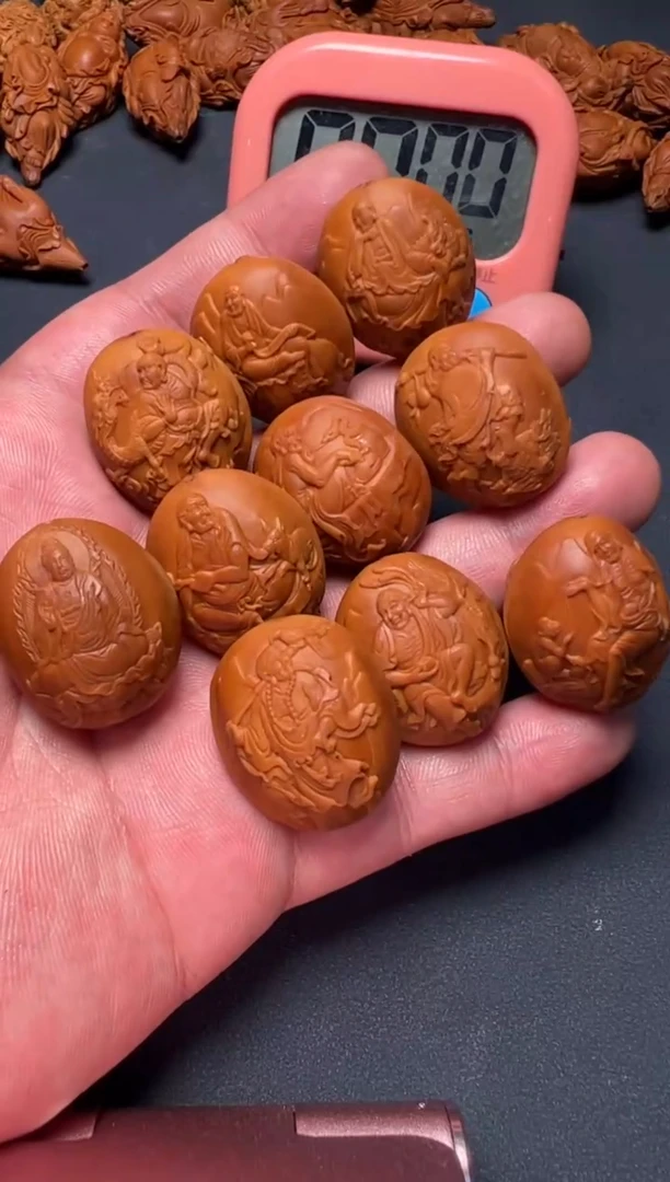 【闪购商品】橄榄核核雕双面十八罗汉