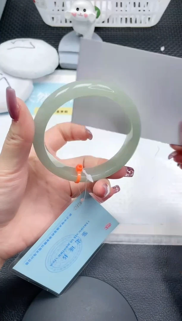 【闪购商品】石英质玉手镯未镶嵌31S254-60