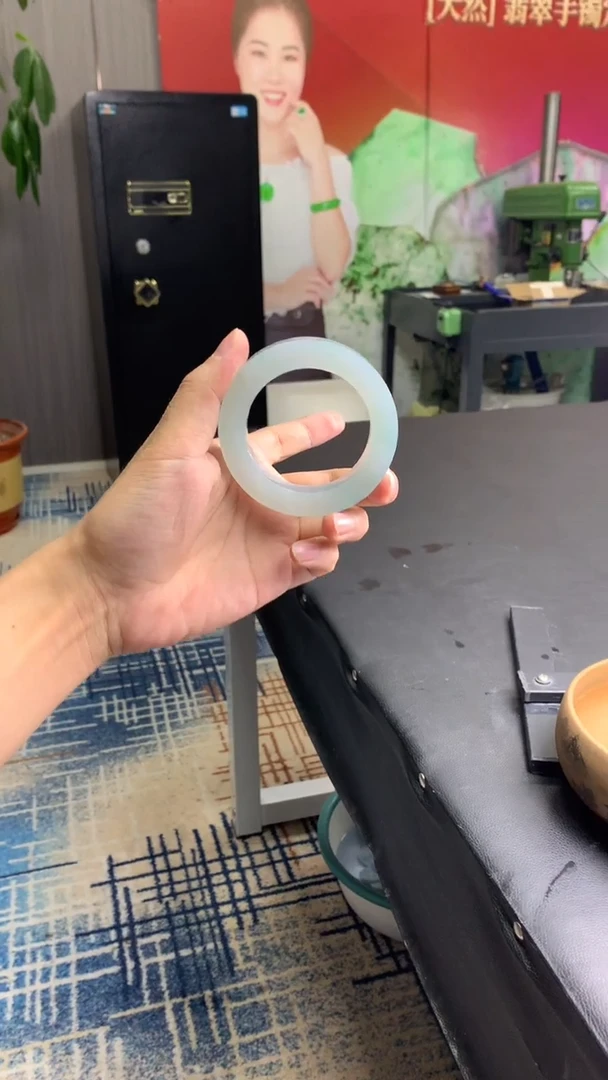 【闪购商品】定制翡翠手镯未镶嵌定制手镯不退不换