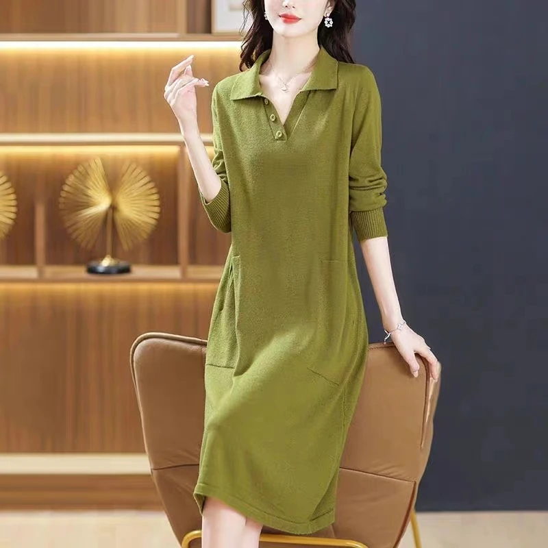 X秋冬大码针织连衣裙女2023新款宽松内搭POLO领过膝打底毛衣裙