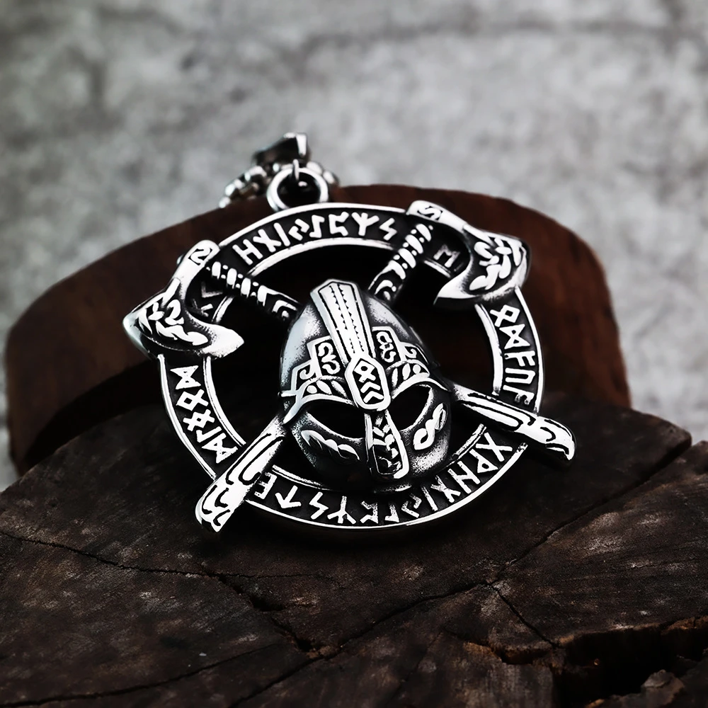 钛钢项链 新款简约符文双斧头斯巴达勇士头盔项链男时尚霸气吊坠