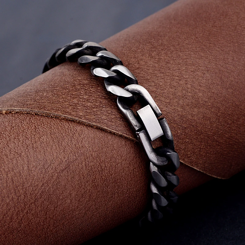 钛钢手链 男士霸气个性手工打磨做旧复古饰品原宿黑色古巴手链潮