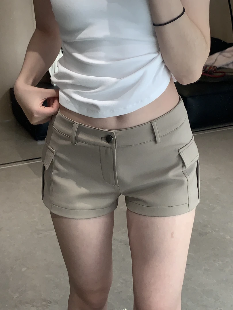 小白犬【美式辣妹】复古低腰休闲工装短裤