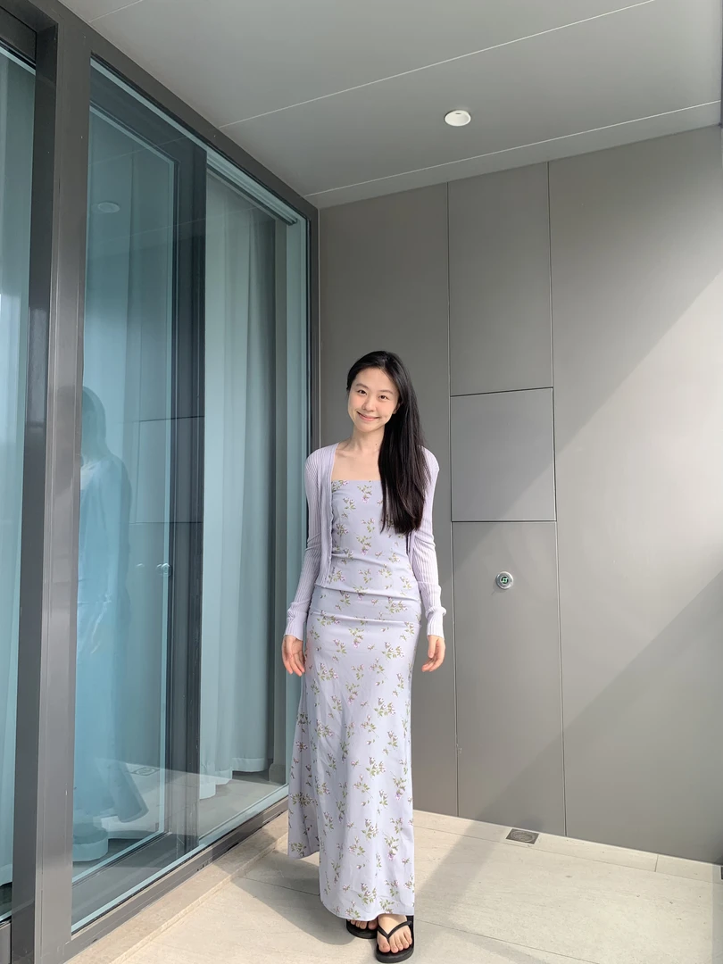 小白犬【紫罗兰】夏季百搭蓝紫色碎花吊带连衣裙