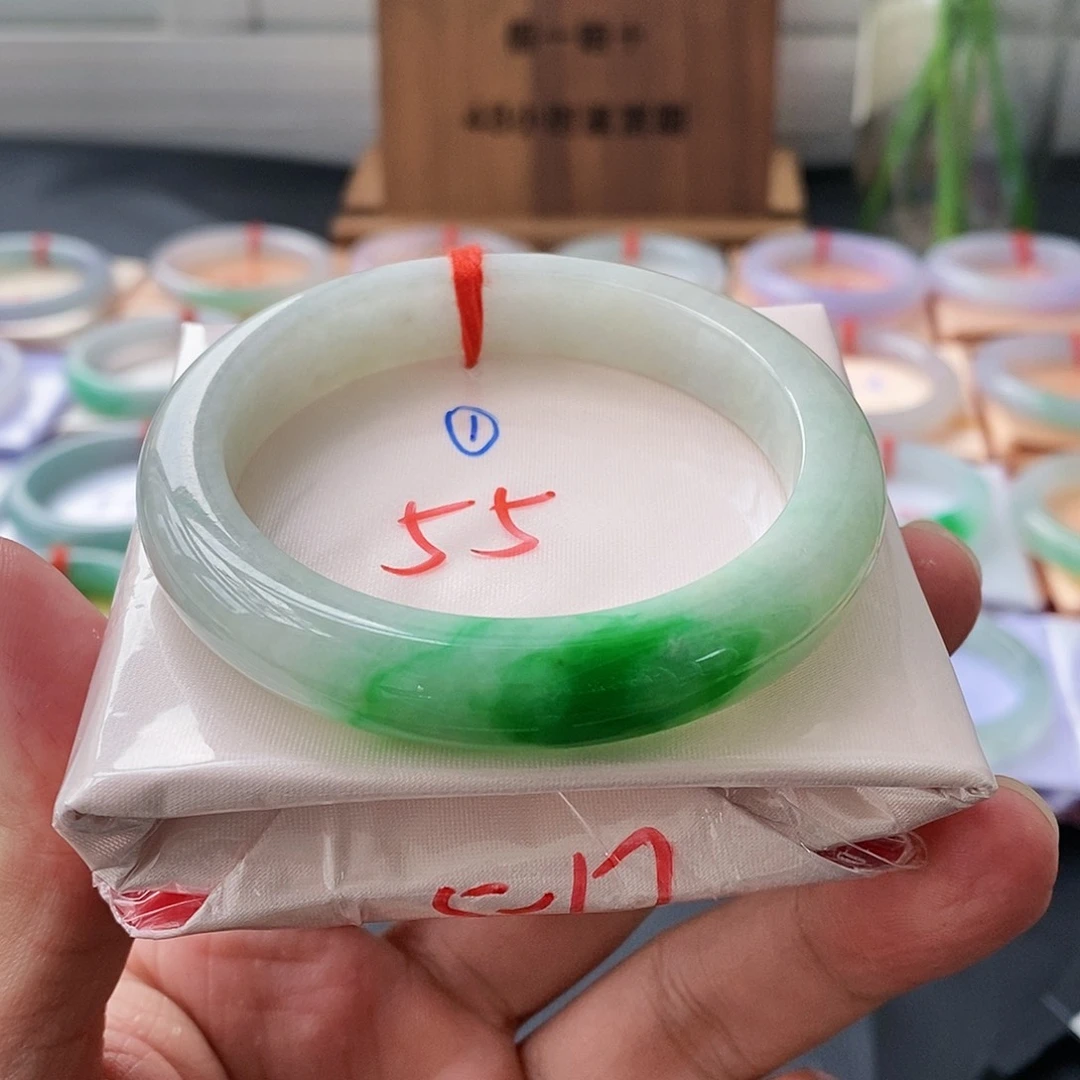 翡翠手镯未镶嵌1号链接