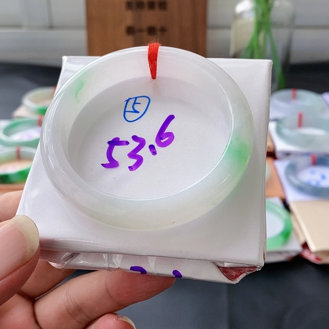 翡翠手镯未镶嵌5号链接
