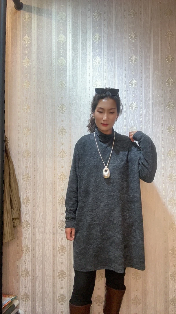 秋冬新品小高领中长宽松打底百搭款