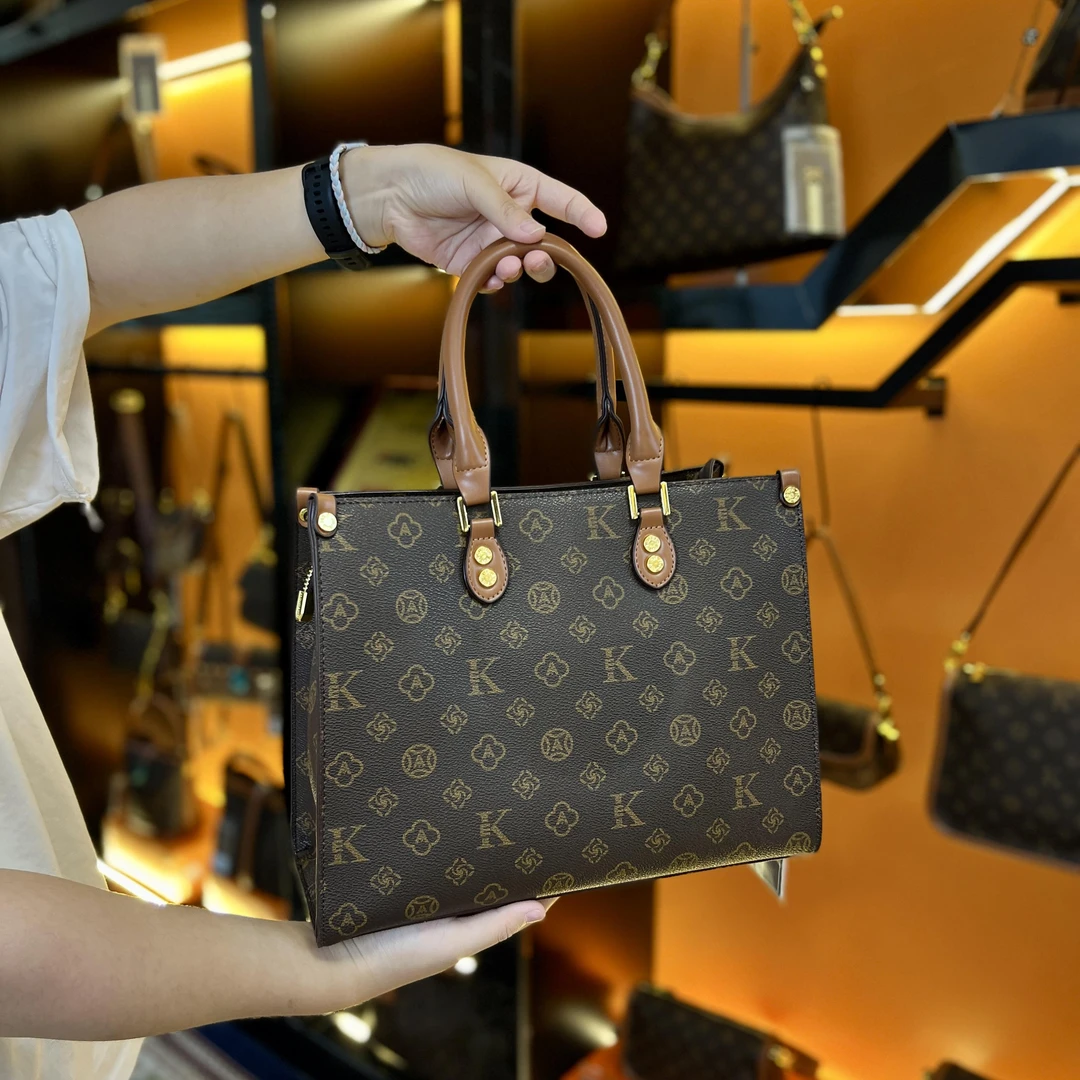 包包女2024新款手提包斜挎单肩托特包