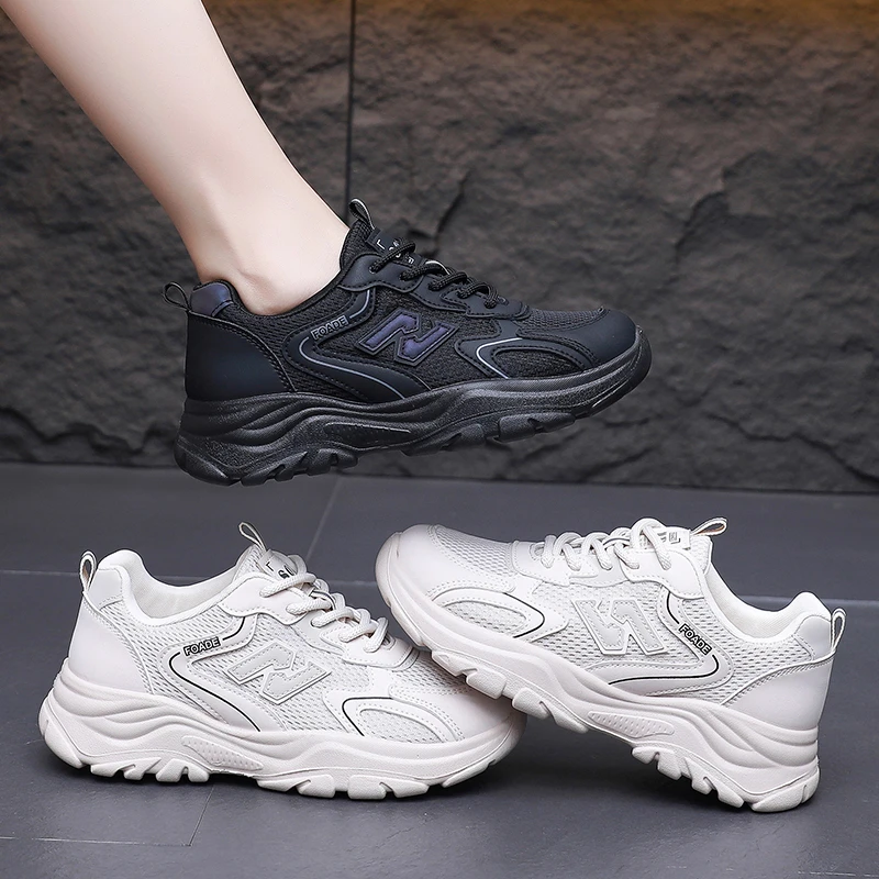 爆款女鞋2025新款春秋减震轻便软底运动鞋防滑跑步网红老爹鞋超软