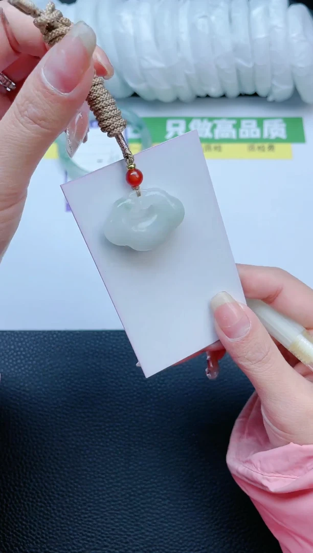 【闪购商品】石英质玉手镯未镶嵌手镯61