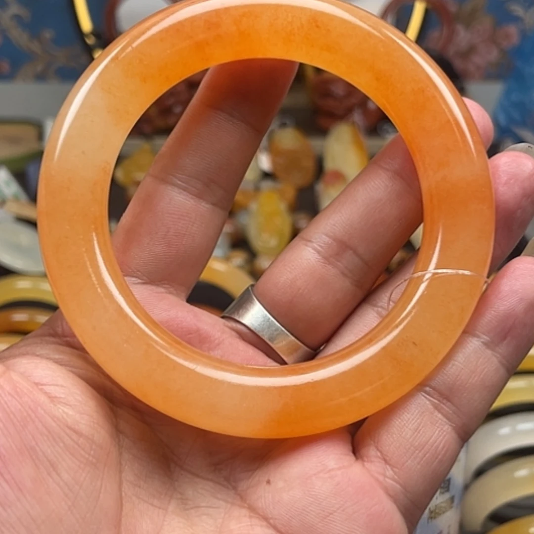 【闪购商品】石英质玉（黄龙玉）手镯未镶嵌九****爱