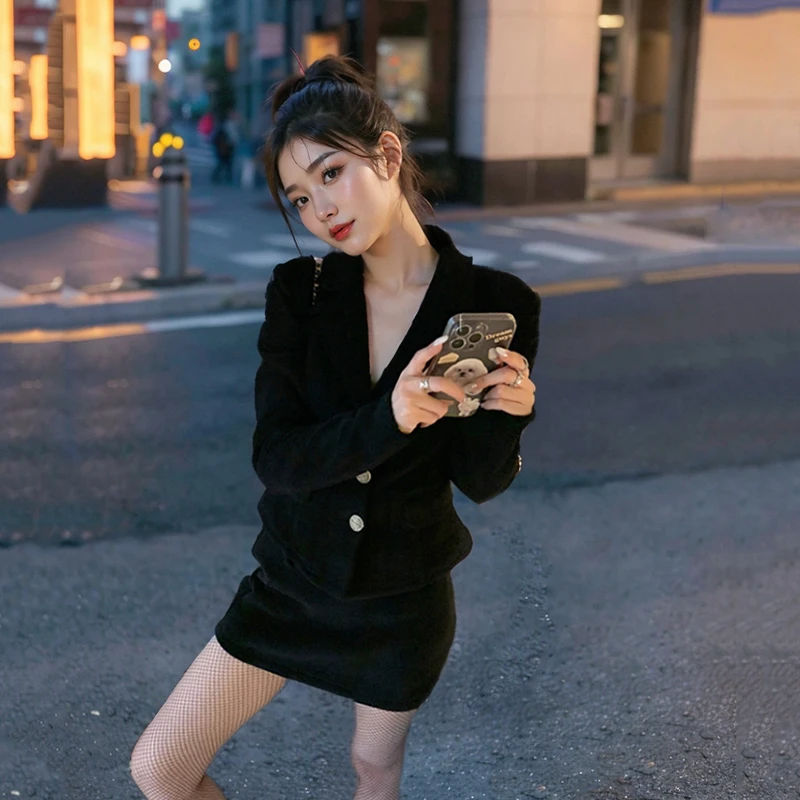 炸街黑色小香风套装女2024秋冬时尚高级感西装外套气质裙两件套