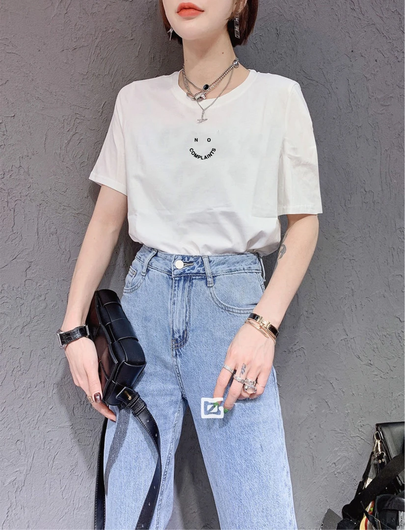 新款刺绣短袖T恤简约大方时尚百搭潮流单品上衣女装显瘦