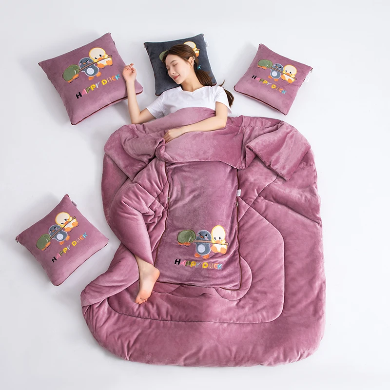加厚牛奶绒抱枕被多功能两用二合一靠枕车载靠垫沙发折叠午睡被子