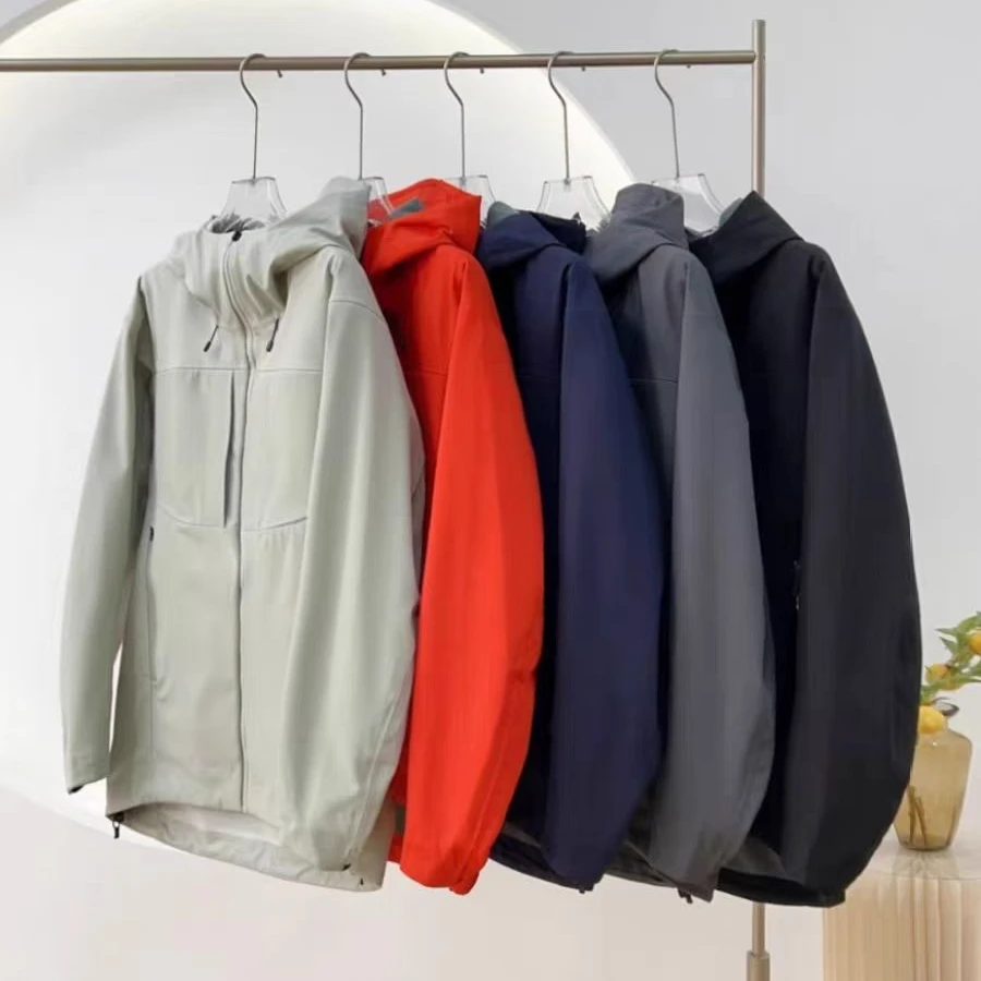 【户外飞禽】新科技软壳全压胶防风防泼水冲锋衣加绒连帽休闲外套