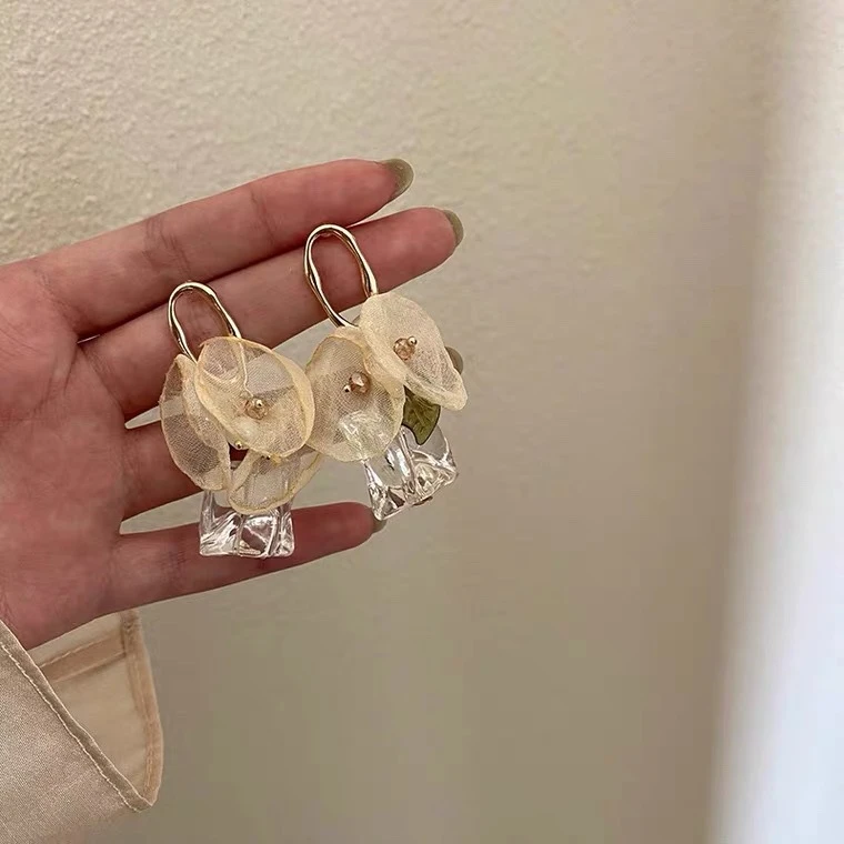 铜合金耳饰 新款复古超仙夏季雪纺花朵耳环耳钉