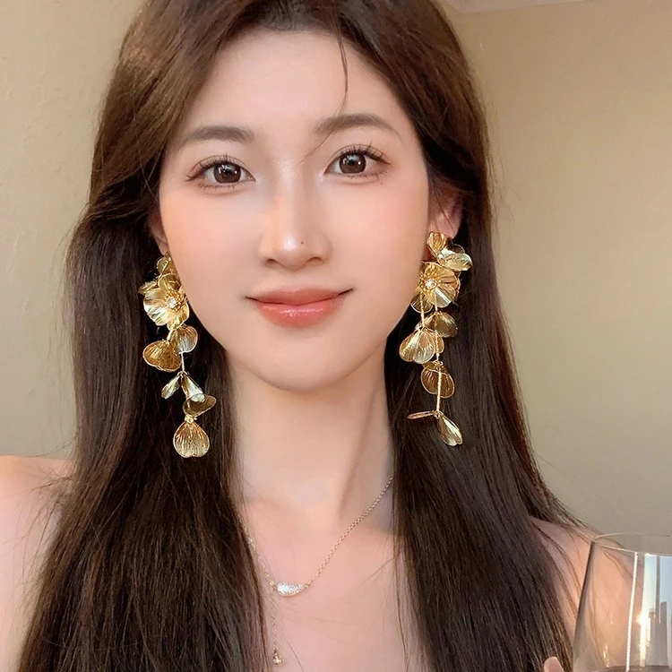 蔷薇花序~金色花朵耳环2024新款爆款高级感夸张耳饰小众轻奢耳钉