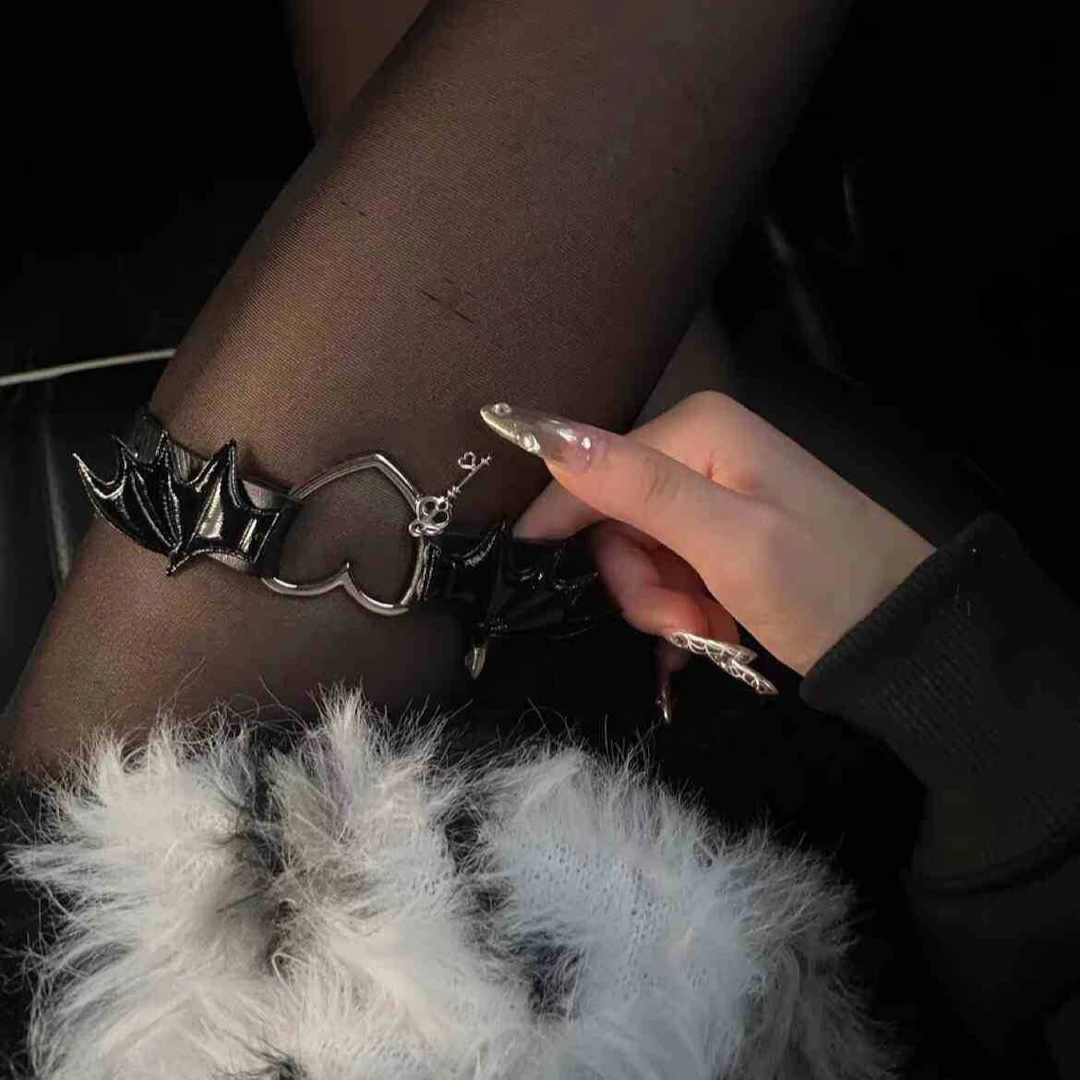 哥特暗黑翅膀腿链腿环y2k亚文化爱心辣妹性感弹力大腿绑带项链