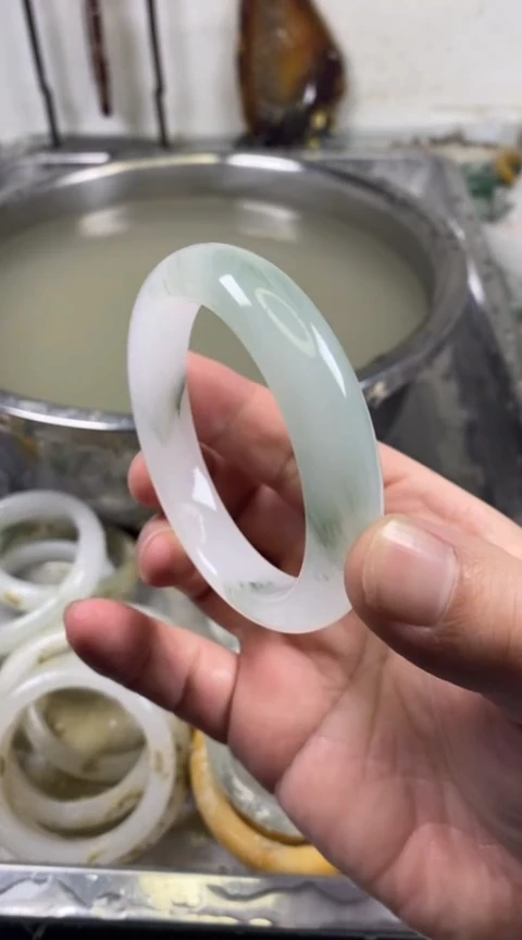 【闪购商品】石英质玉手镯未镶嵌5556+253福利款有包容介意勿拍