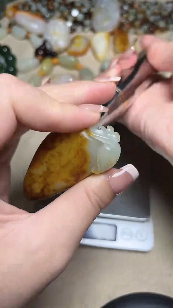 【闪购商品】和田玉（糖玉）颈饰未镶嵌1