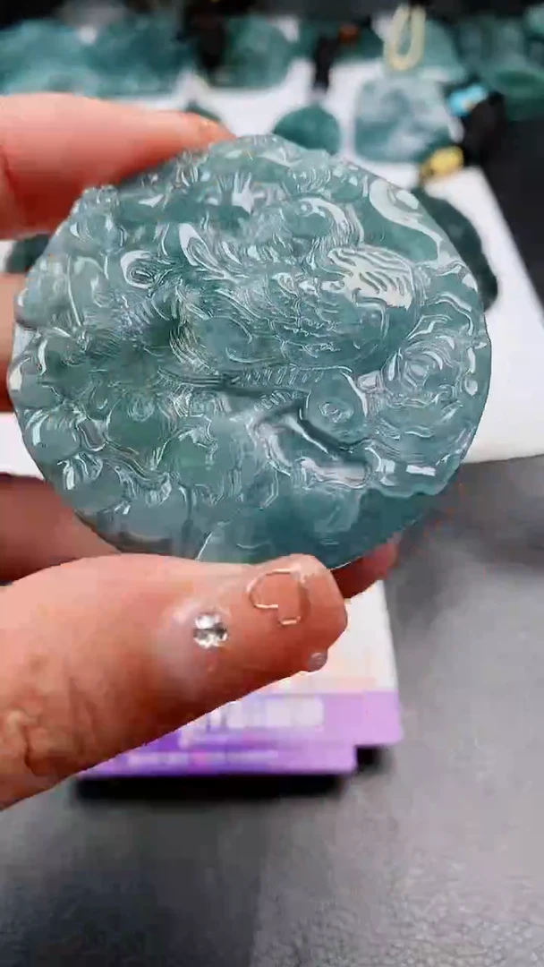 【闪购商品】翡翠颈饰未镶嵌