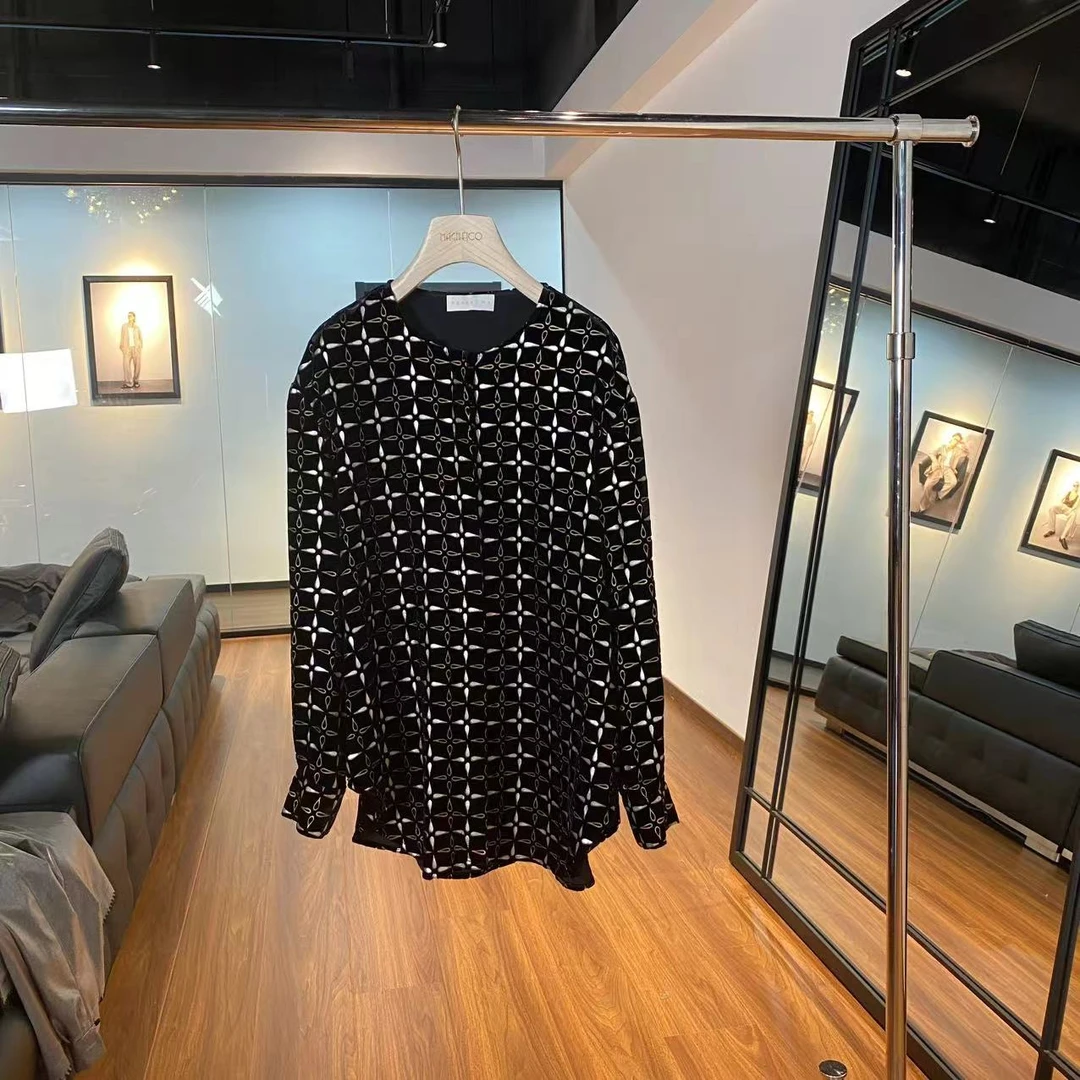 MNFK 新款 黑色开衫 CS0475