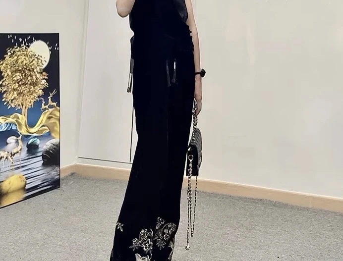 国风个性拼接刺绣丝绒阔腿裤百搭