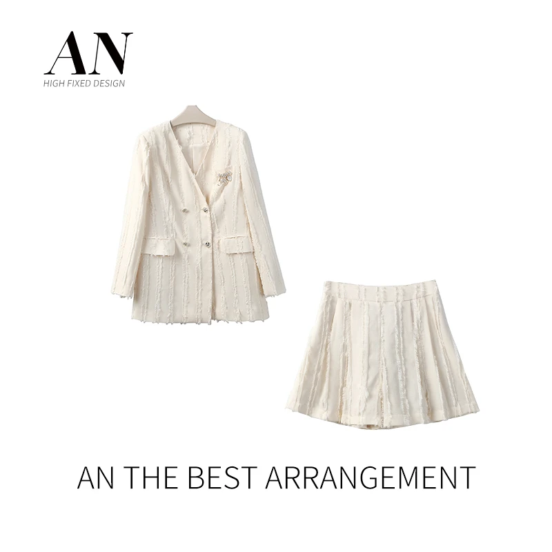 ANNELILY【贝甜】时尚设计师款气质百搭轻奢套装AT2308042视频用