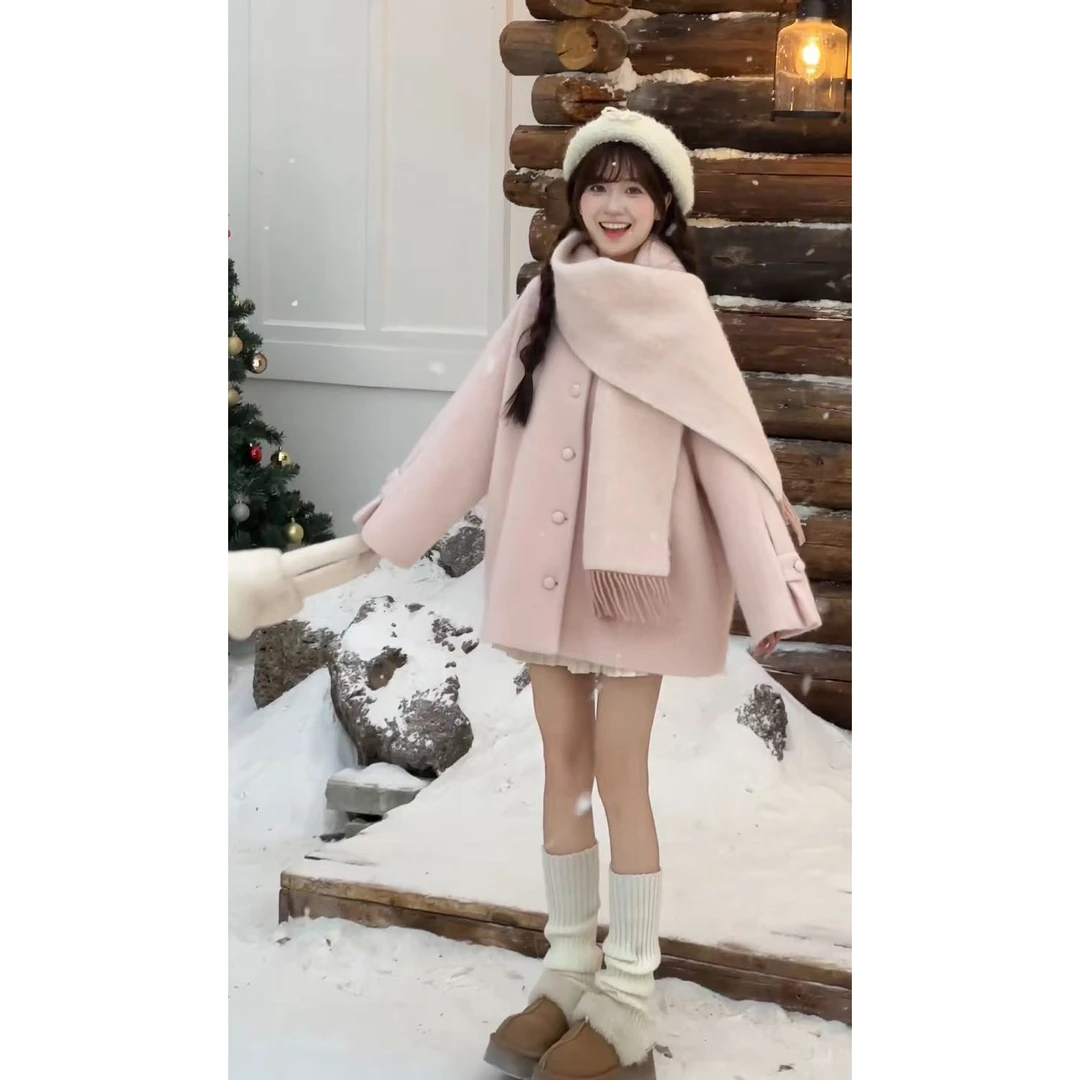 乖乖女的围巾翻领粉大衣温柔外套女
