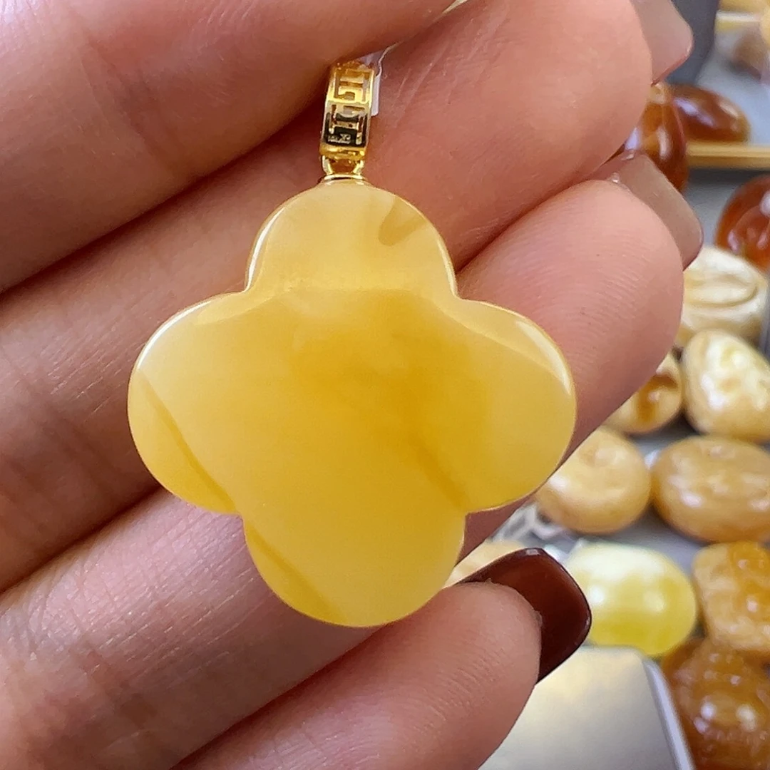 蜜蜡颈饰未镶嵌L****?蜜蜡