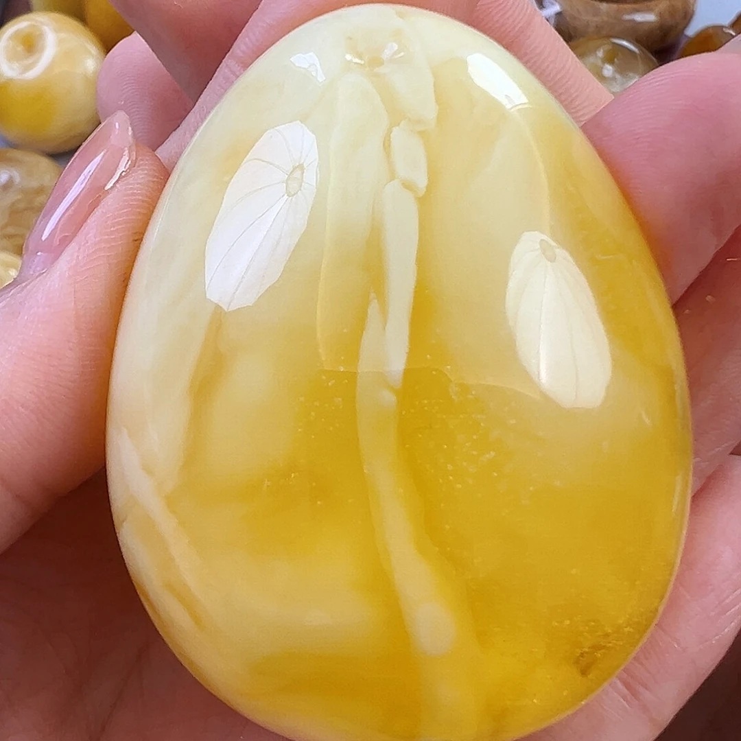 琥珀颈饰未镶嵌蜜蜡