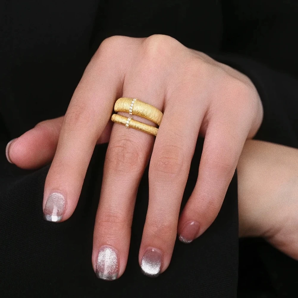 925银锆石戒指 【DING Design】复古缎带拉丝微镶s925银戒指DD 9063