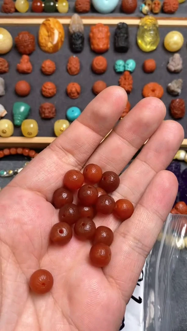 【闪购商品】玛瑙/玉髓珠宝奇石未镶嵌9mm甘南多样性发货发其一