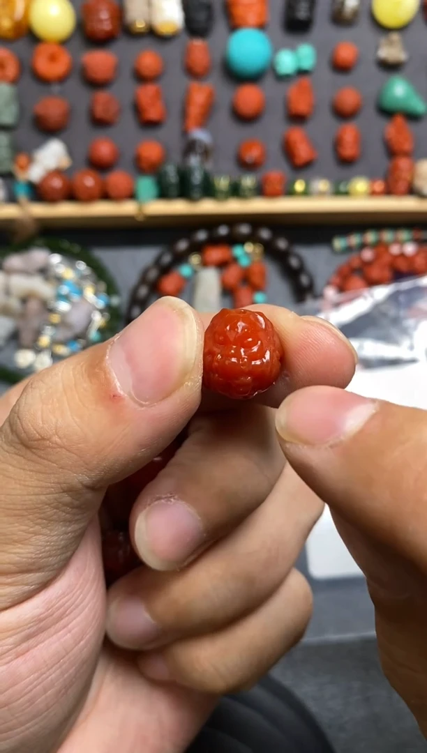 【闪购商品】玛瑙/玉髓珠宝奇石未镶嵌13mm九尾狐多样性发货发其一