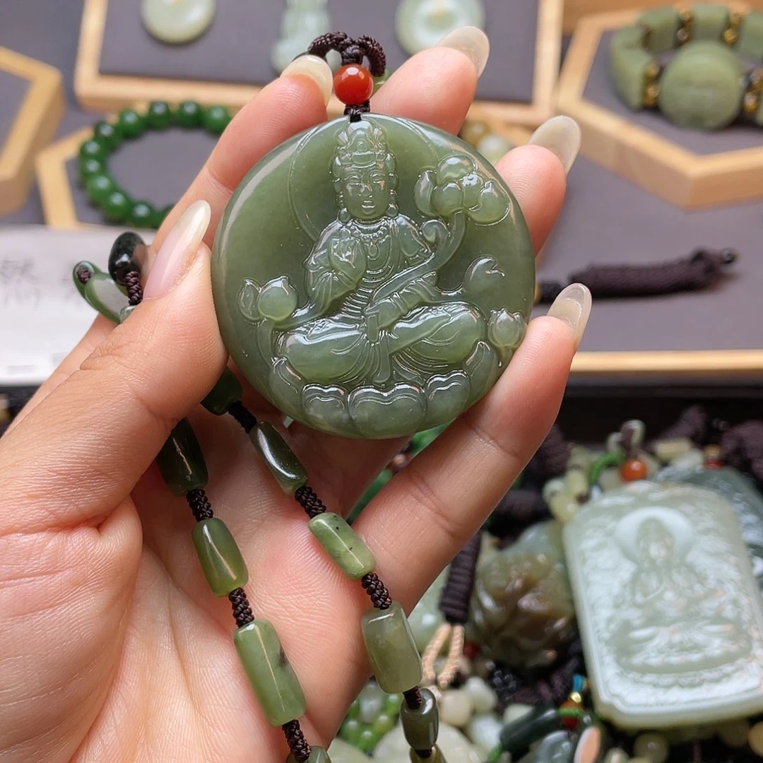 和田玉颈饰未镶嵌