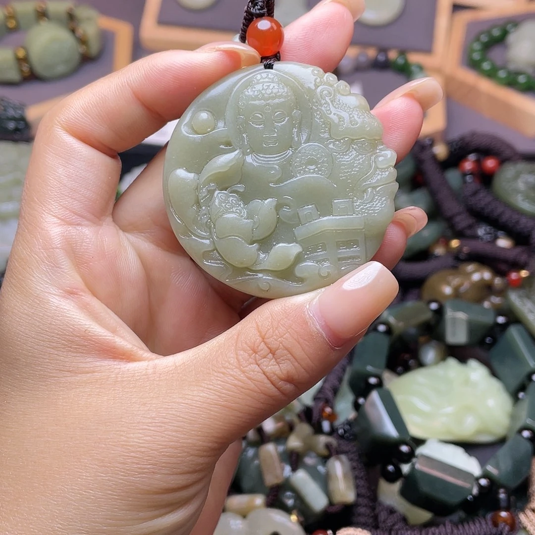 和田玉颈饰未镶嵌