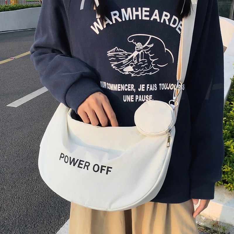 高颜值元气少女学生包包女韩版可爱软妹休闲斜挎包简约百搭饺子包