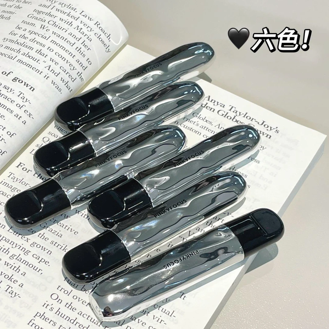 【买一送一】一整个美住~会成膜镜面唇釉嘟嘟玻璃唇素颜显白不