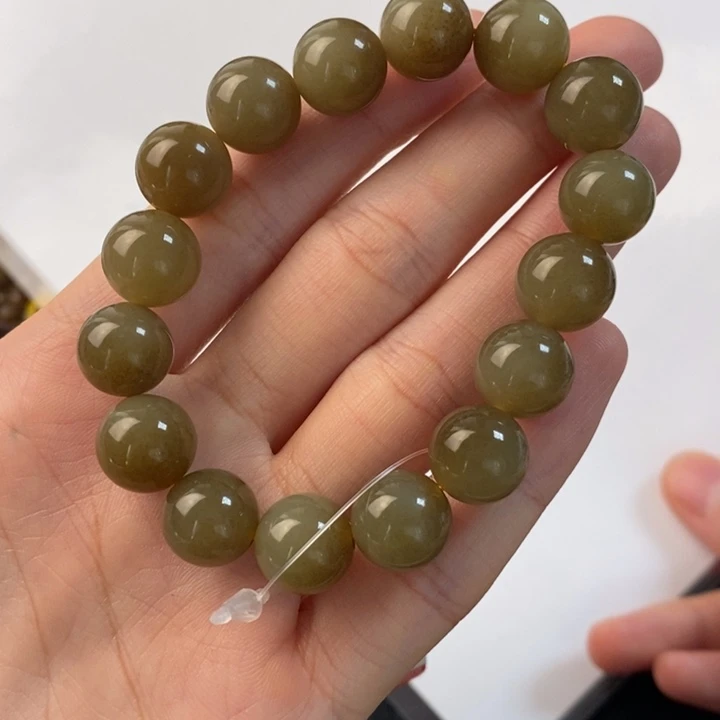 和田玉手串未镶嵌卡11.8