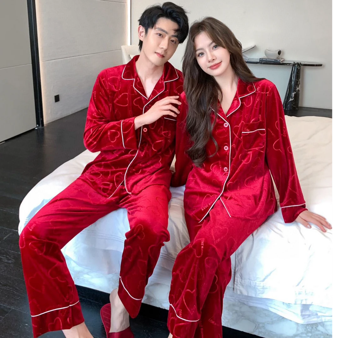 春秋时尚情侣款爱心金丝绒家居服睡衣套装