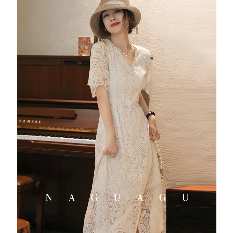 南瓜谷 珍妮芙~镂空蕾丝连衣裙女2024新款法式赫本风DY2HB276-A