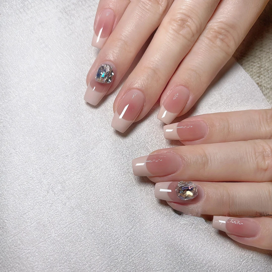 纯手工【灰粉堆钻法式】短梯甲美甲穿戴式可爱四季百搭鸽子蛋钻k9贴