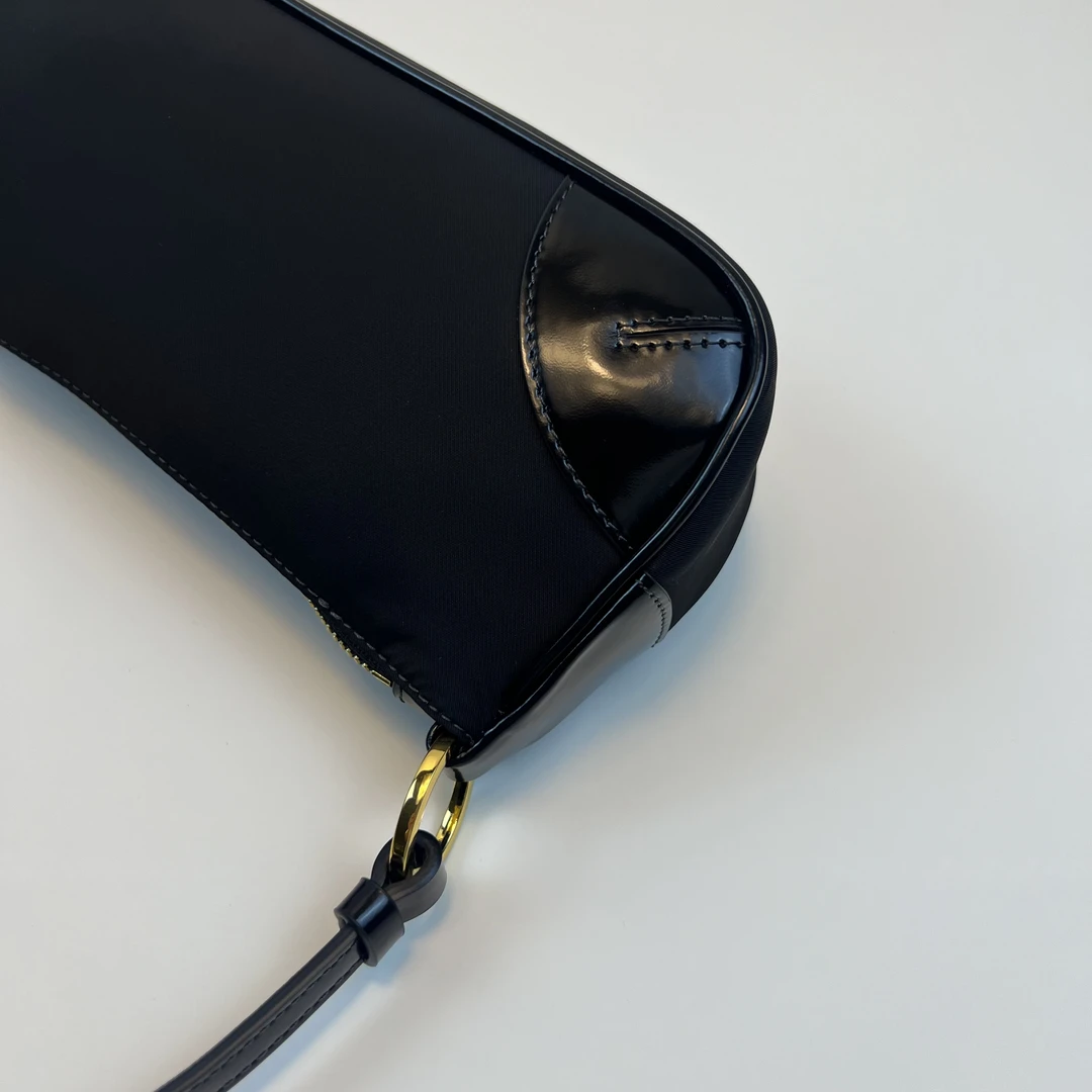 高級拼皮腋下包 烙哥MEEGHERBE簡約復古率性经典手提法棍包