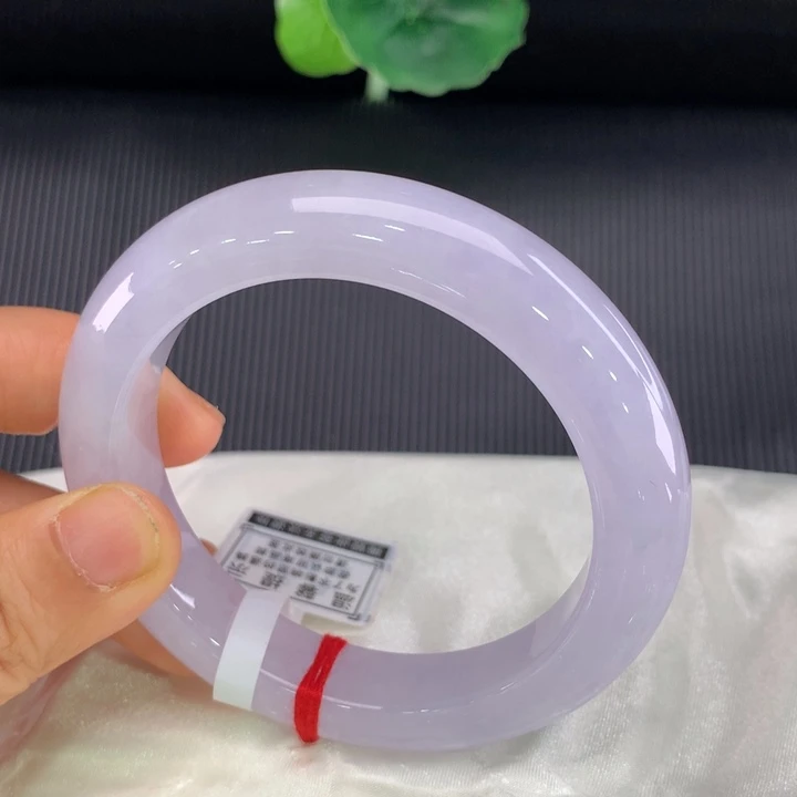 翡翠手镯未镶嵌正圈56