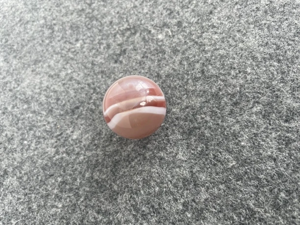 天然原矿南红花珠