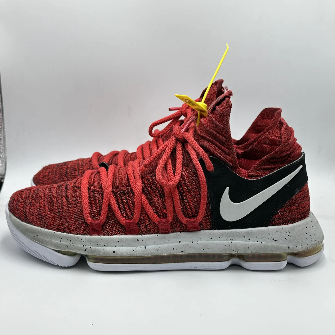 KD10大学红/43码/80新/公价2500/无盒篮球鞋 成色不错 换底未使用