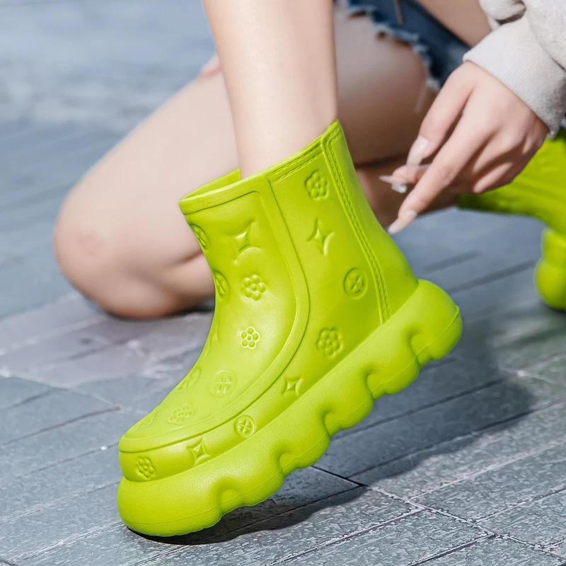 家用防滑四季外穿水鞋夏季2024新款高级女士夏天EVA踩屎感雨鞋女